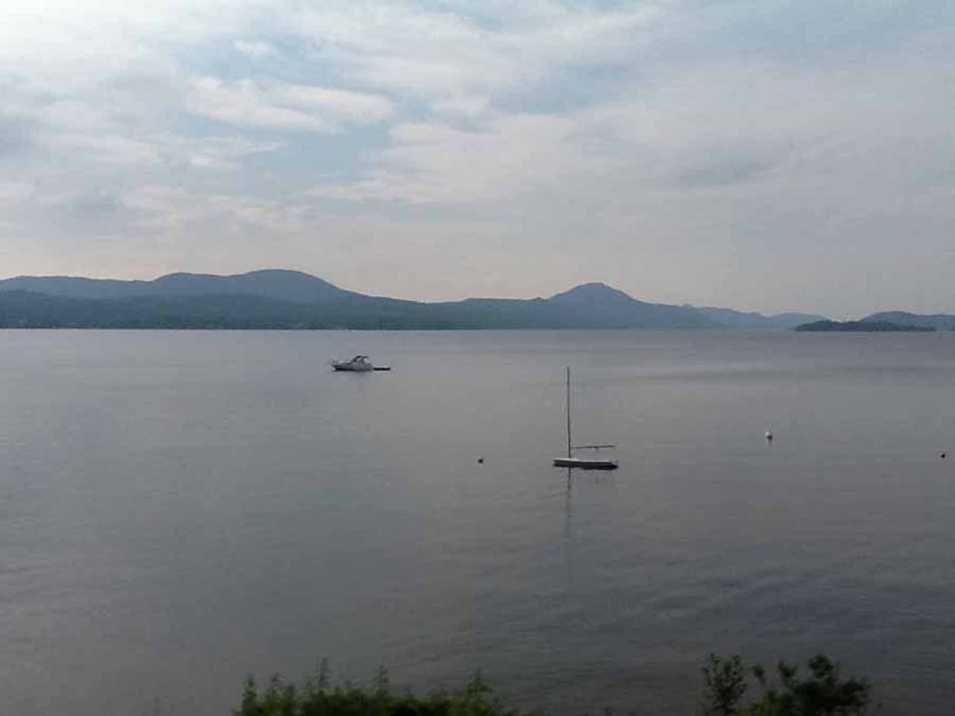 description of photo